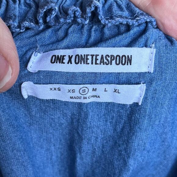 One X Oneteaspoon Women's Blue Denim Raw Hem Blouse Size S - Picture 6 of 7